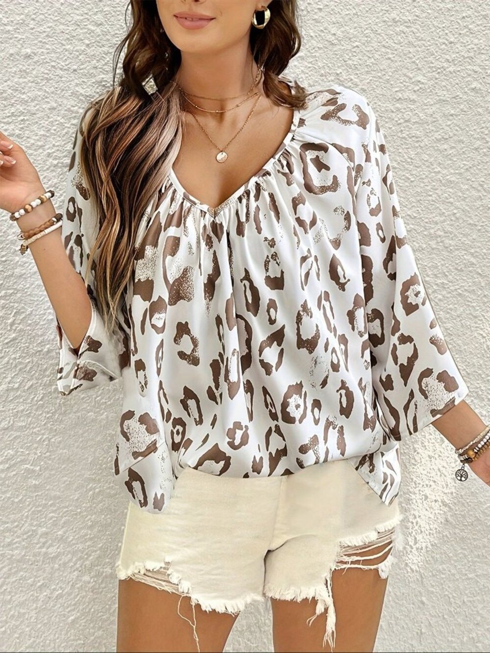 Elegant And Stylish Women'S Top with Three-Quarter Sleeves